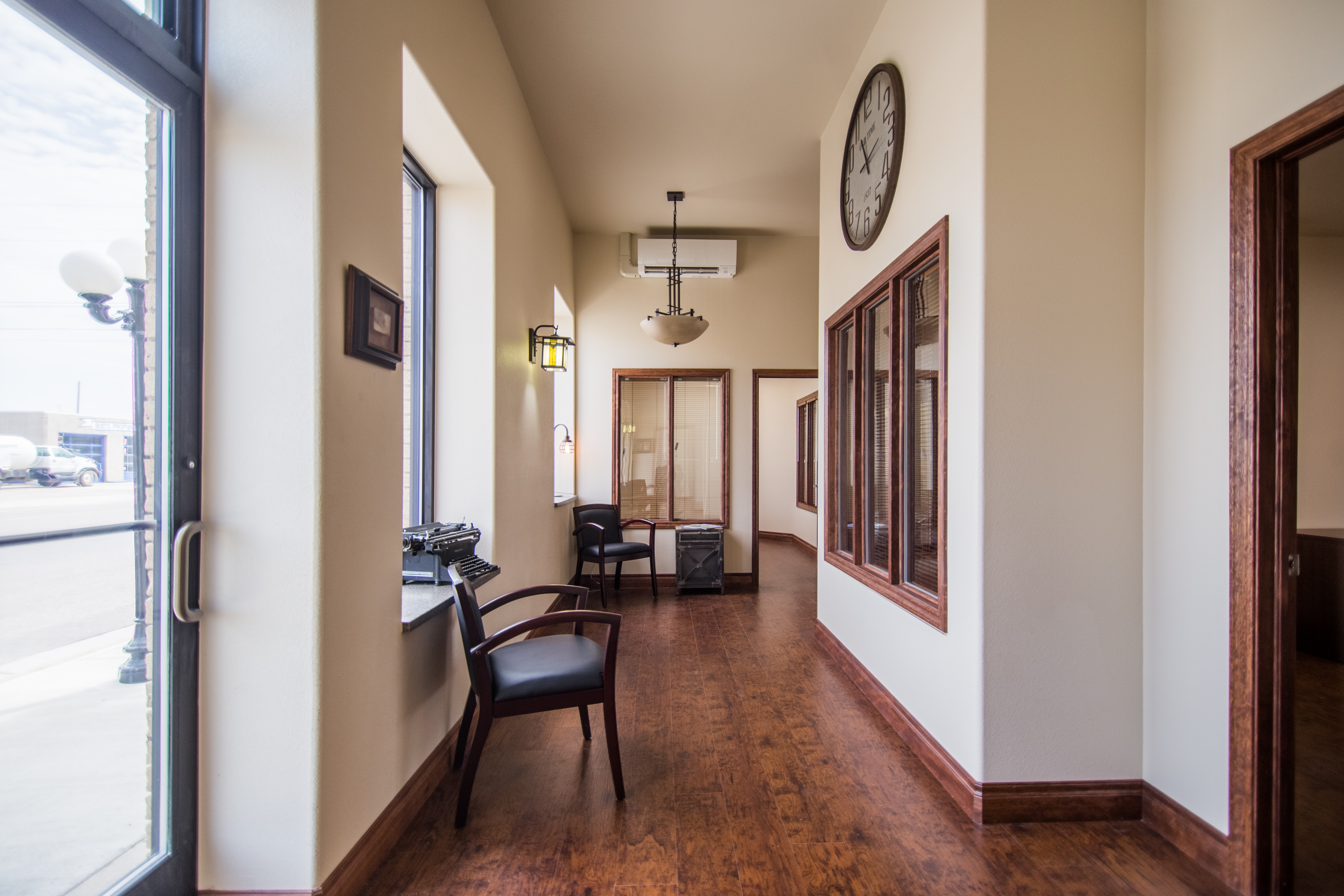 Tribune Suite Entry Hallway